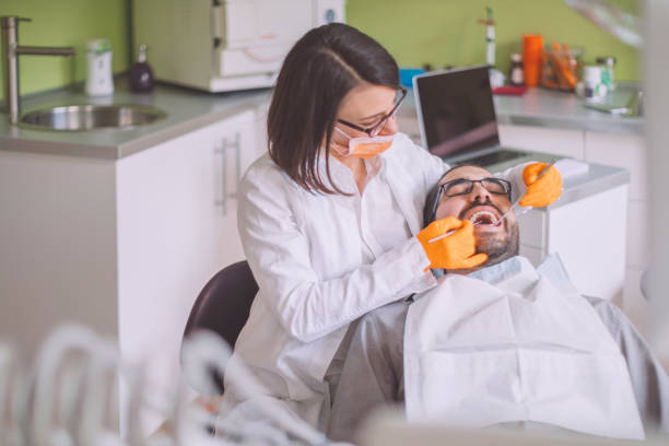 Best Broken or Cracked Tooth Emergency Dentist in Avodo Heights, CA